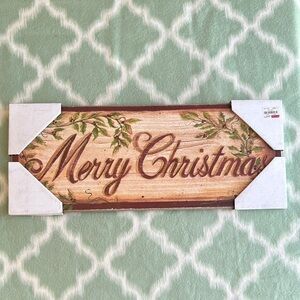 NWT Merry Christmas wooden plaque - Tan Brown Red Green